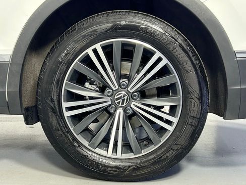 Used 2024 Volkswagen Tiguan Wolfsburg Edition FWD image 36