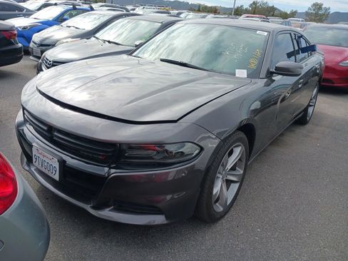 Used 2022 Dodge Charger SXT image 1