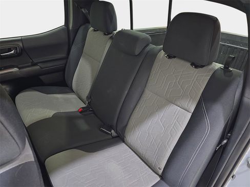 Used 2021 Toyota Tacoma TRD Sport image 16