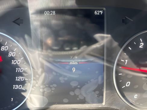 Used 2025 Mercedes-Benz Sprinter 2500 image 18