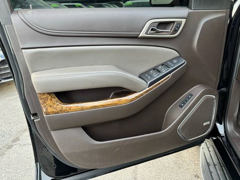 Used 2016 GMC Yukon Denali w/ Open Road Package image 13