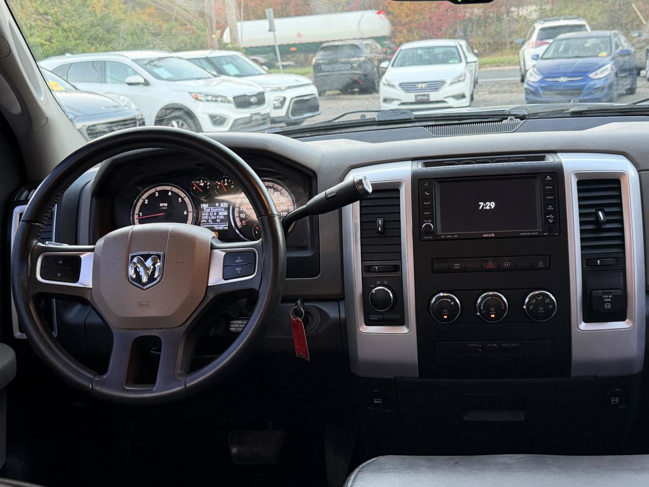 Used 2011 RAM 2500 SLT w/ Luxury Group AWD/4WD image 32