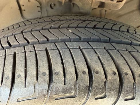 Certified 2024 Hyundai Elantra SEL image 9