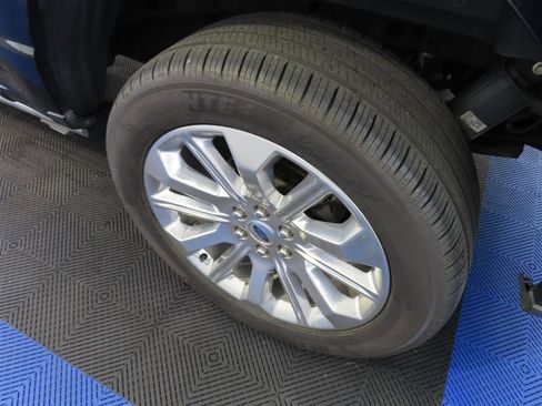 Used 2021 Ford F150 Limited image 9