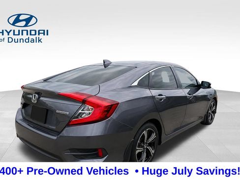 Used 2018 Honda Civic Touring image 5