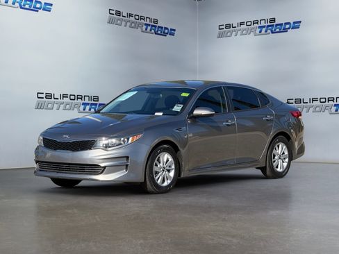 Used 2018 Kia Optima LX image 9