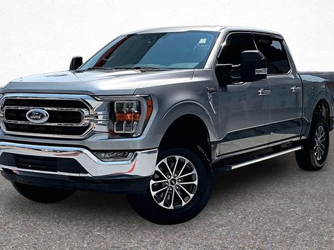 Used 2022 Ford F150 XLT w/ Equipment Group 302A High AWD/4WD image 4