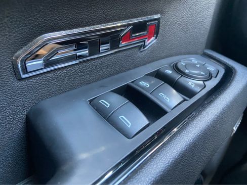 Used 2023 GMC Sierra 1500 AT4 w/ AT4 Preferred Package AWD/4WD image 10