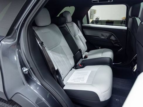 Used 2023 Land Rover Range Rover Sport SE Dynamic AWD/4WD image 24