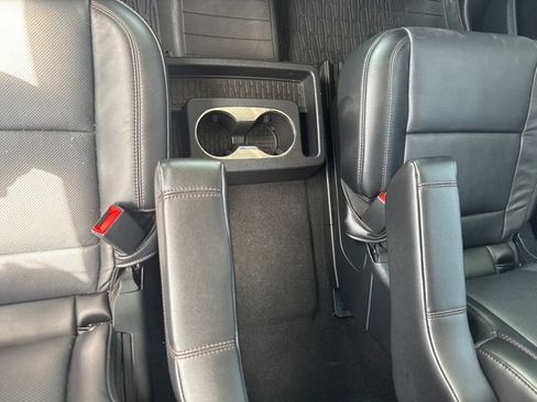 Used 2024 Lincoln Aviator Reserve w/ Equipment Group 201A AWD/4WD image 29