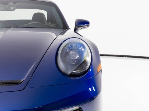 Used 2022 Porsche 911 GT3 image 54