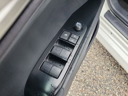 Used 2025 Toyota Camry LE FWD image 15