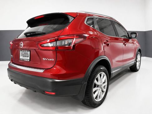 Used 2020 Nissan Rogue Sport SV w/ All-Weather Package AWD/4WD image 8