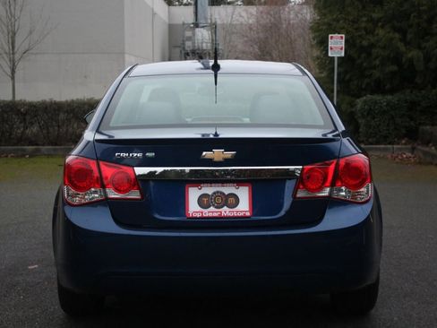 Used 2013 Chevrolet Cruze Eco image 5