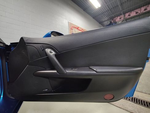 Used 2009 Chevrolet Corvette Convertible w/ Preferred Equipment Group image 12