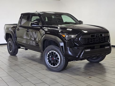 New 2026 Toyota Tacoma TRD Off-Road image 2