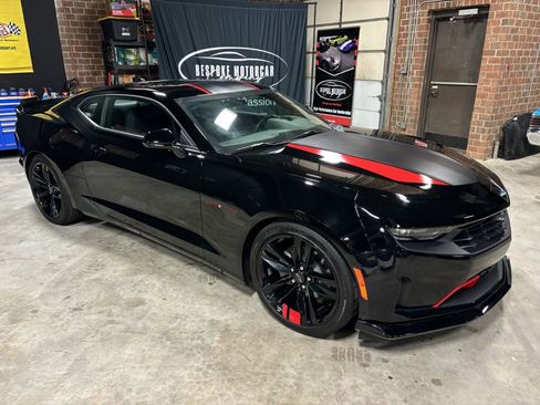 Used 2022 Chevrolet Camaro LT w/ Redline Edition image 15