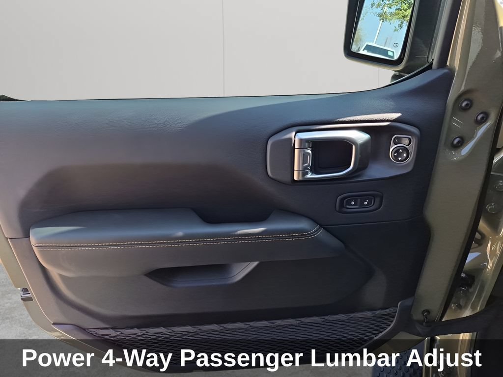 New 2026 Jeep Wrangler Unlimited Sahara AWD/4WD image 27