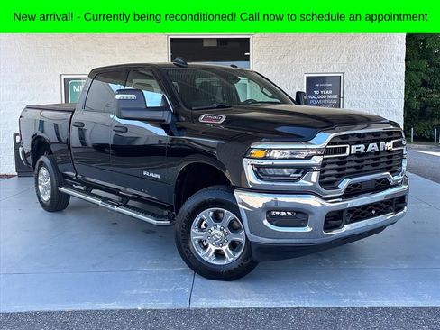 Used 2026 RAM 2500 Big Horn AWD/4WD image 1