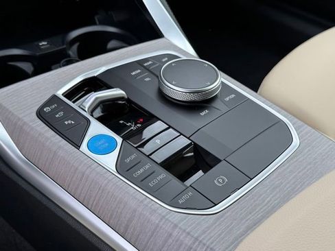 New 2026 BMW i4 eDrive40 w/ M Sport Package RWD image 24