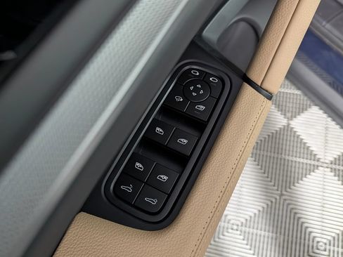New 2026 Porsche Cayenne AWD/4WD image 27
