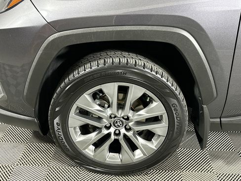 Used 2024 Toyota RAV4 XLE Premium image 11