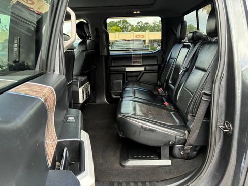 Used 2019 Ford F350 Lariat w/ Lariat Ultimate Package AWD/4WD image 12