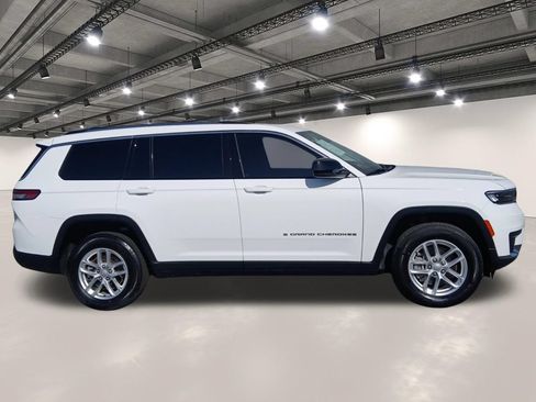 Used 2023 Jeep Grand Cherokee L Laredo w/ Luxury Tech Group I AWD/4WD image 17
