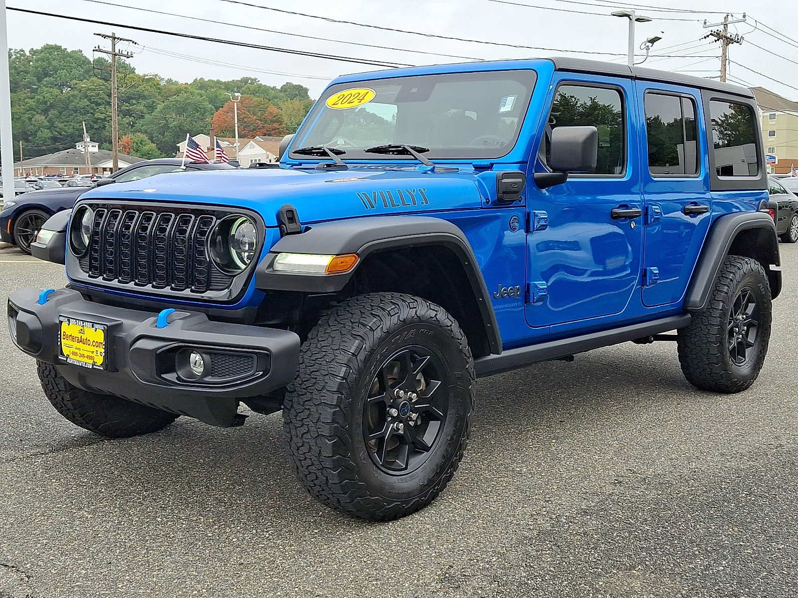 Used 2024 Jeep Wrangler Unlimited AWD/4WD image 3