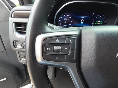 Used 2024 Chevrolet Tahoe LT AWD/4WD image 18