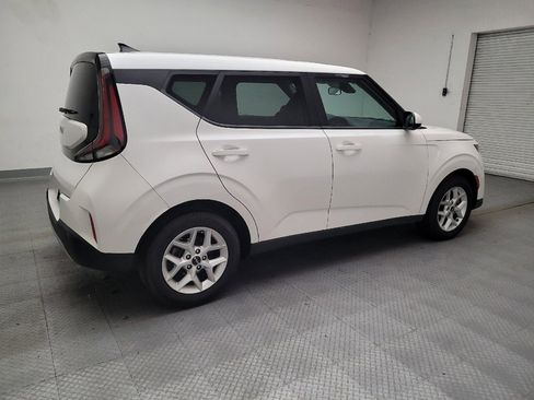 Used 2023 Kia Soul LX w/ LX Technology Package image 10