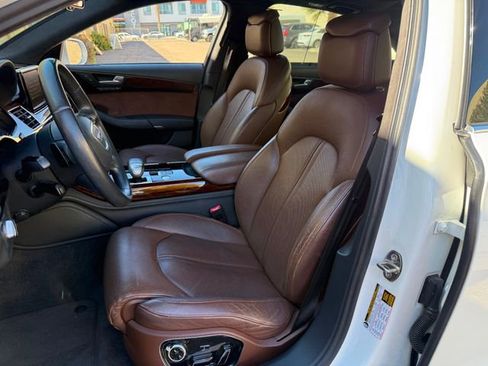 Used 2011 Audi A8 L 4.2 image 31