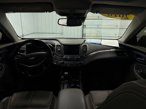 Used 2016 Chevrolet Impala LTZ w/ Enhanced Convenience Package FWD image 13