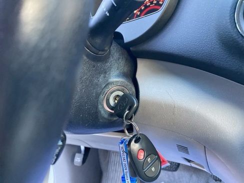 Used 2009 Toyota Highlander 2WD image 29