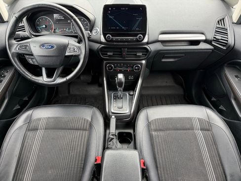 Used 2019 Ford EcoSport SES w/ SES Black Appearance Package image 17