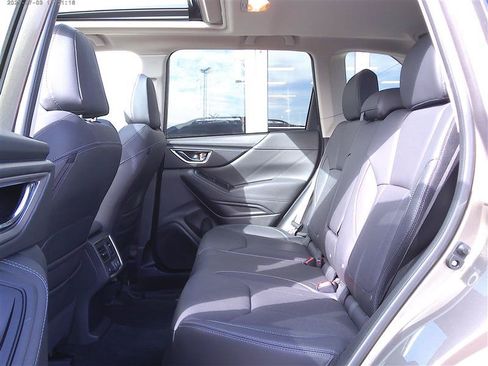 Used 2019 Subaru Forester Touring AWD/4WD image 5