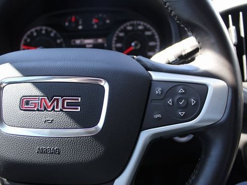 Used 2018 GMC Terrain SLE image 26