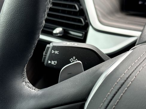 Certified 2024 BMW X5 xDrive40i w/ Premium Package image 40