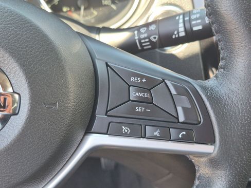 Used 2019 Nissan Rogue SV AWD/4WD image 20