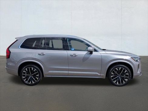 Used 2026 Volvo XC90 B6 Plus w/ Protection Package Premier AWD/4WD image 6