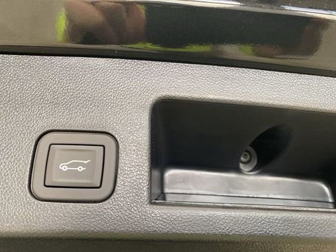 New 2026 Chevrolet Equinox LT w/ Convenience Package II image 16