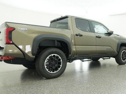 New 2026 Toyota Tacoma TRD Off-Road AWD/4WD image 28