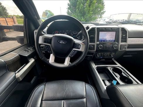 Used 2021 Ford F350 Lariat w/ Tremor Off-Road Package AWD/4WD image 3