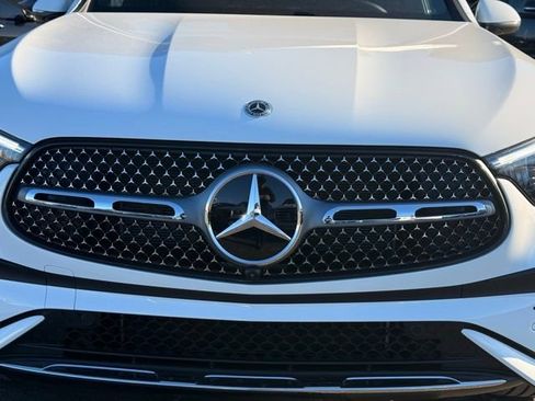 New 2026 Mercedes-Benz GLC 300 4MATIC image 3