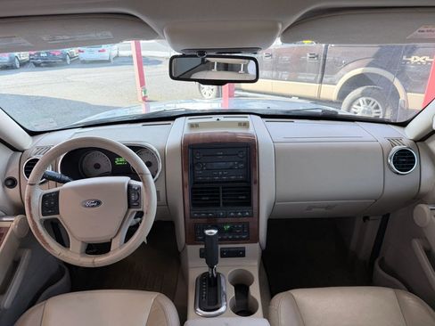 Used 2006 Ford Explorer Eddie Bauer image 9