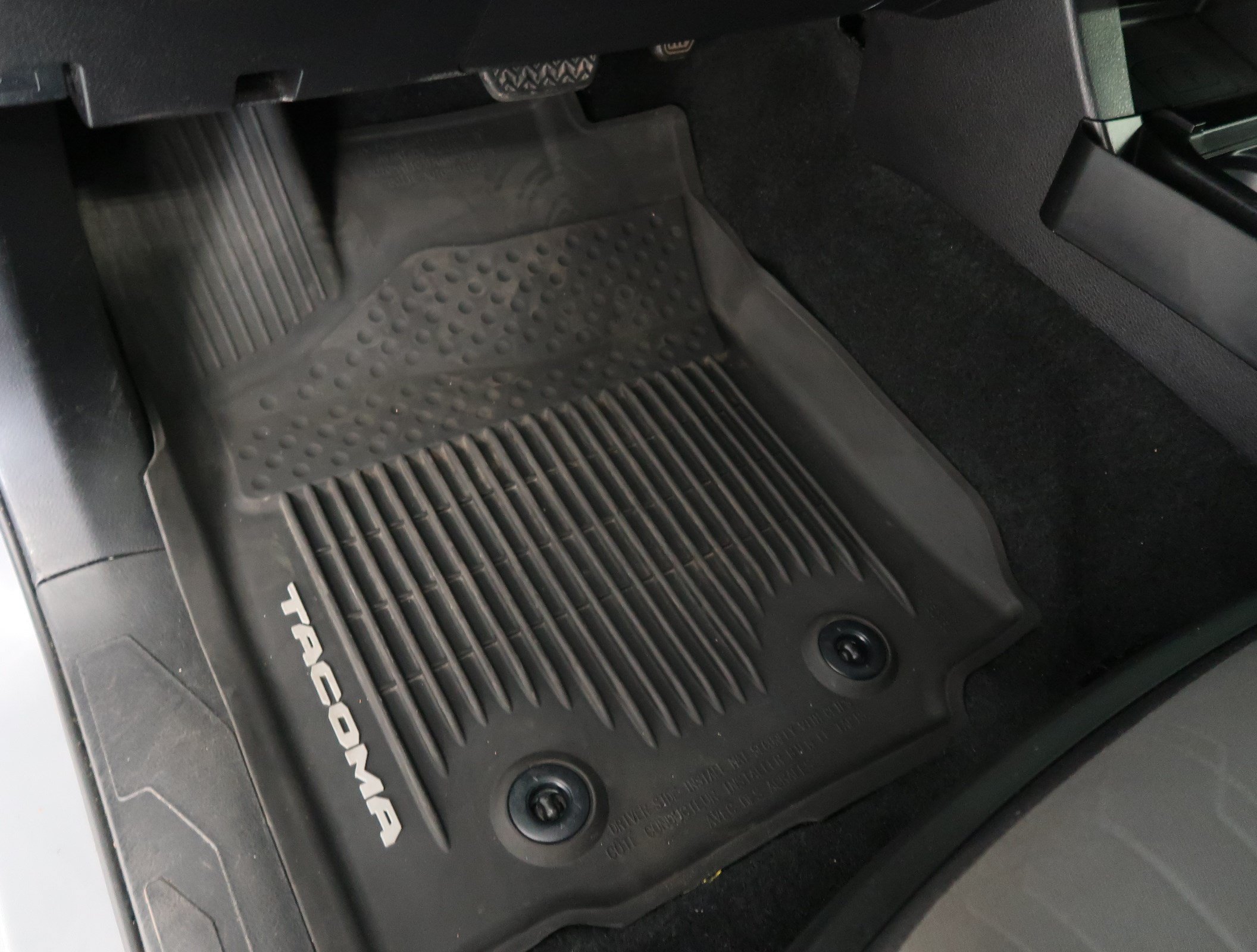 Used 2021 Toyota Tacoma TRD Off-Road AWD/4WD image 18