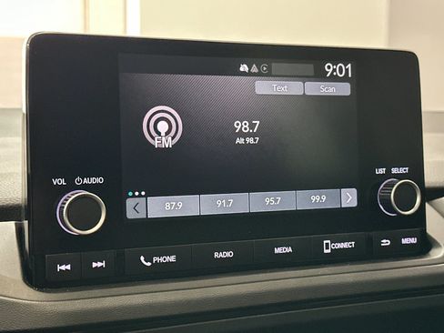 Used 2024 Honda Accord EX image 19