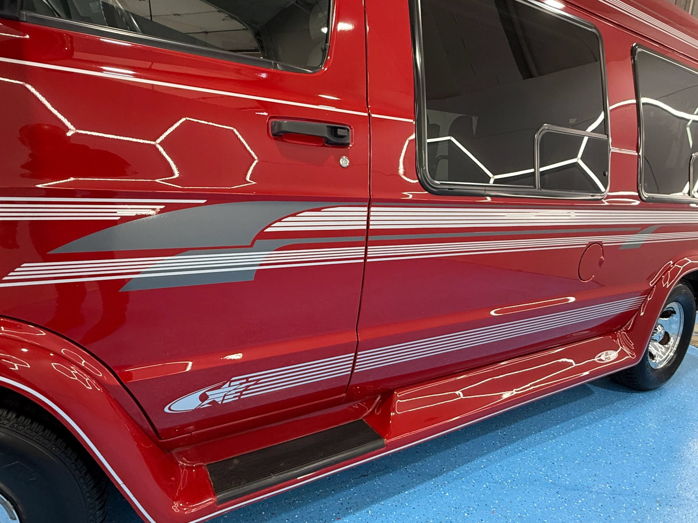 Used 2001 Dodge B1500 RWD image 9