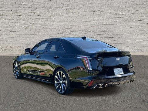 Used 2022 Cadillac CT4 V RWD image 3