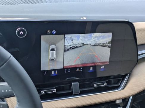 New 2026 Chevrolet Equinox ACTIV w/ Convenience Package III FWD image 19